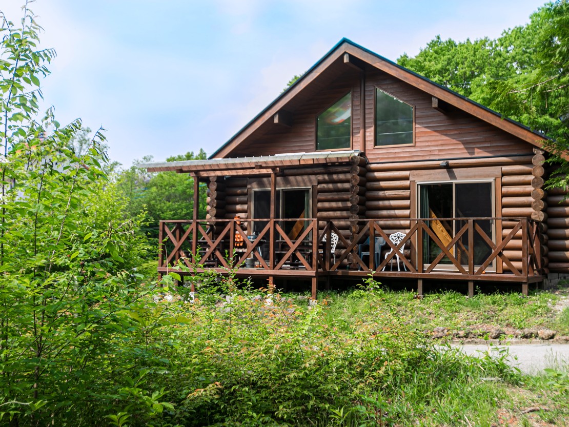 デュエットリゾートHana那須スイス｜栃木県・那須・板室｜ロッジ風のログハウス