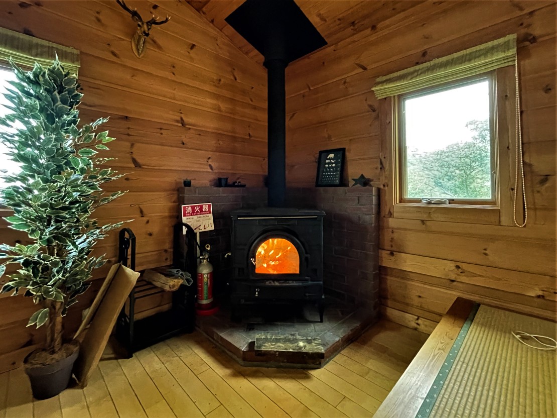 天空露天風呂（温泉）熱海マーベラス｜静岡県・熱海｜薪ストーブ