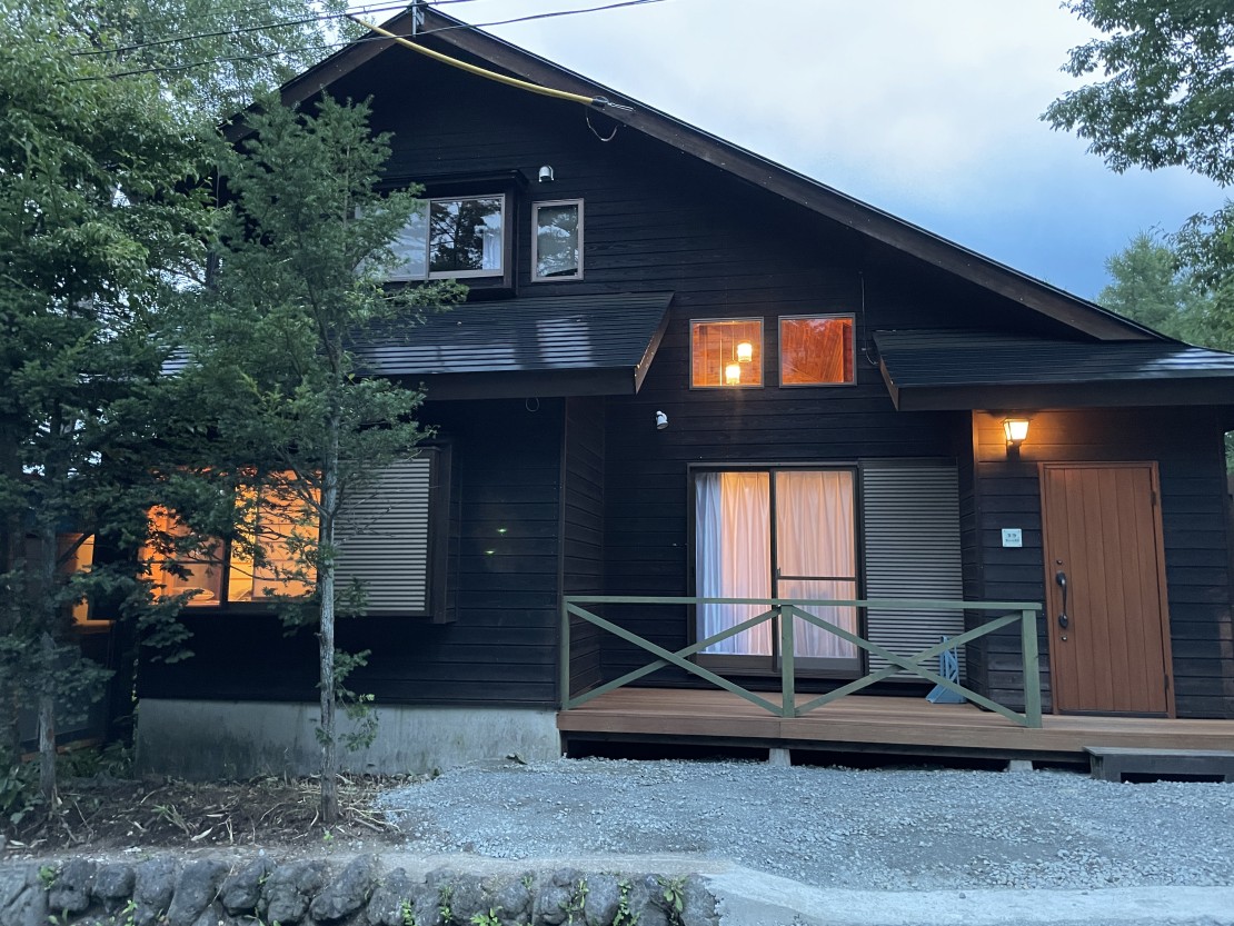 群馬県 草津・尻焼・花敷のコテージ｜【草津】温泉付き別荘　草津マーベラスの写真：外観