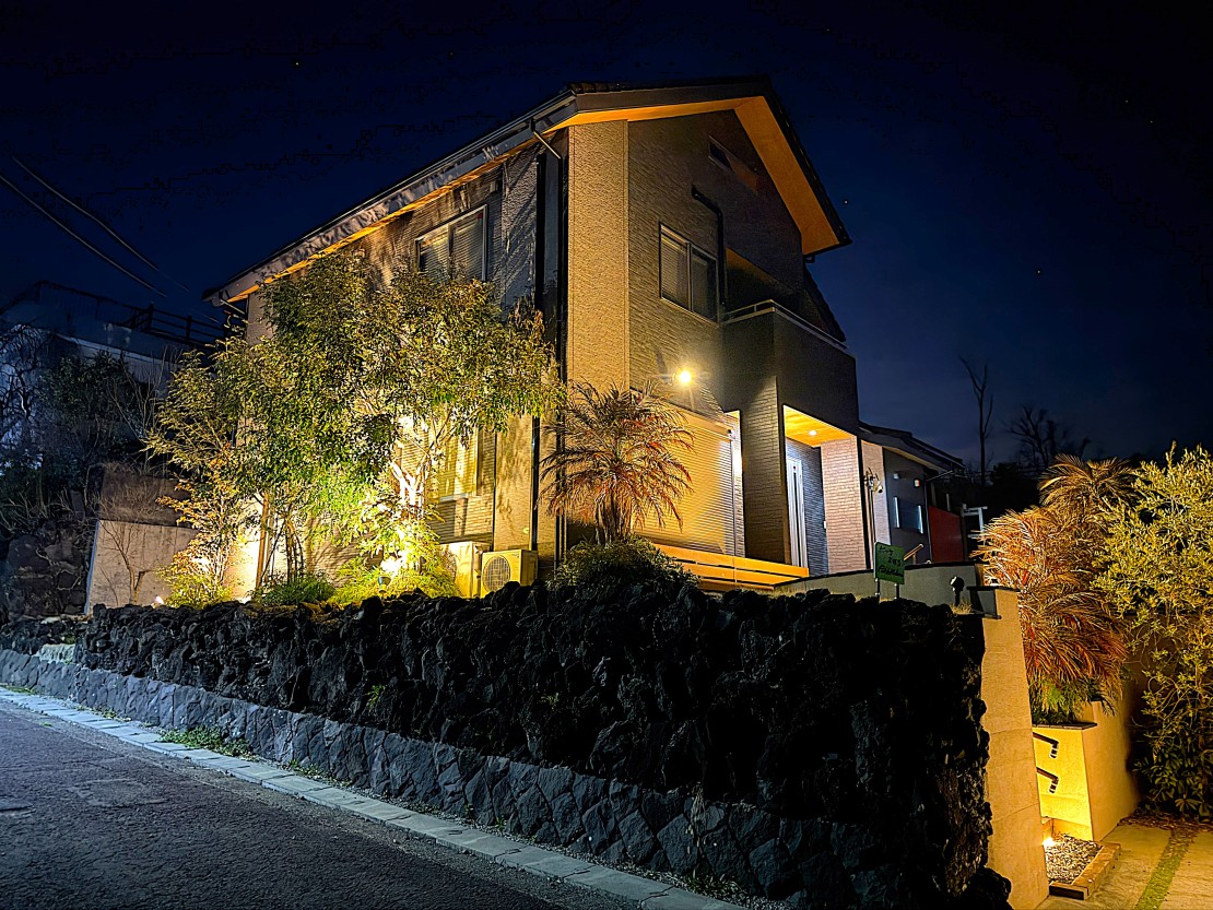 静岡県 伊豆高原のコテージ｜ポッケまほろの写真：外観