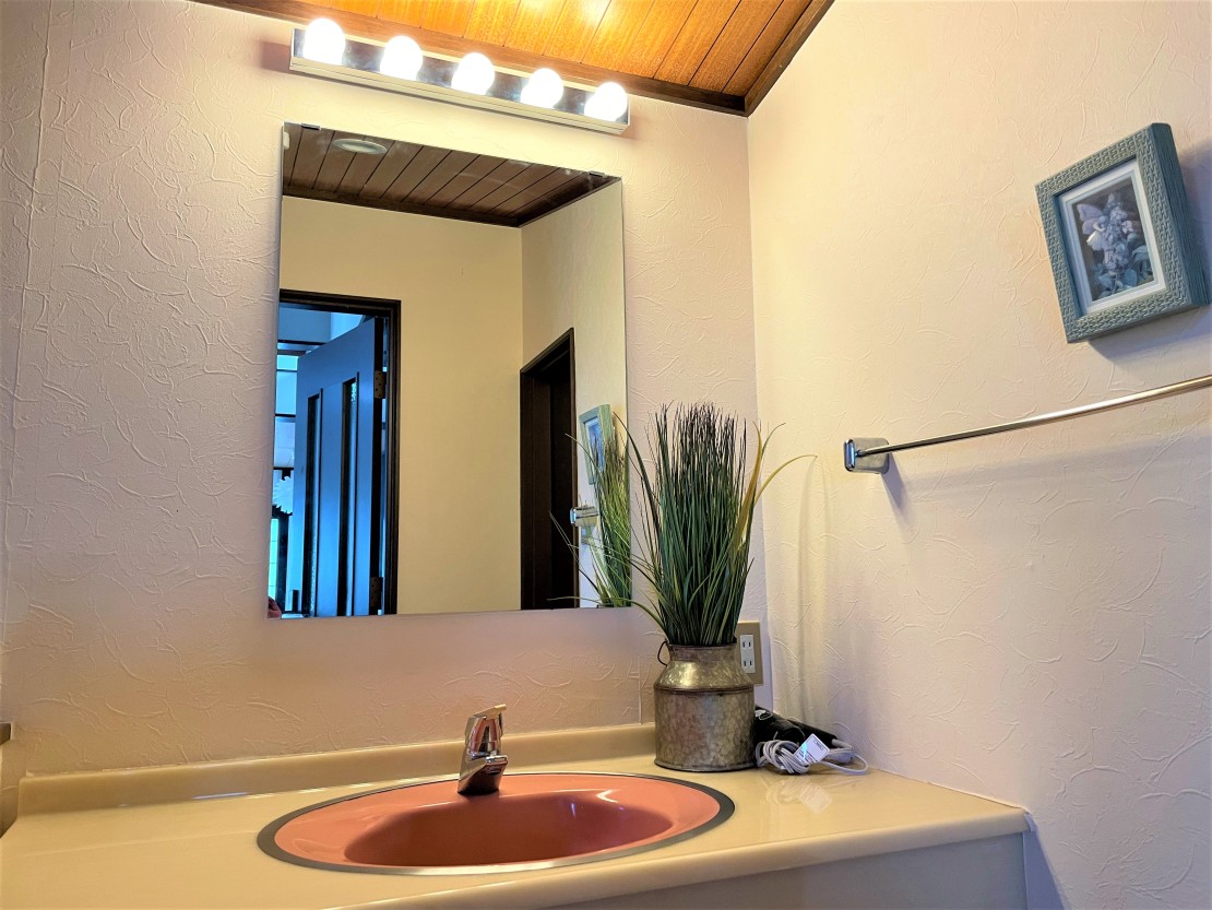 熱海ルピナス｜静岡県・熱海｜パウダースペース、トイレは２カ所ございます　