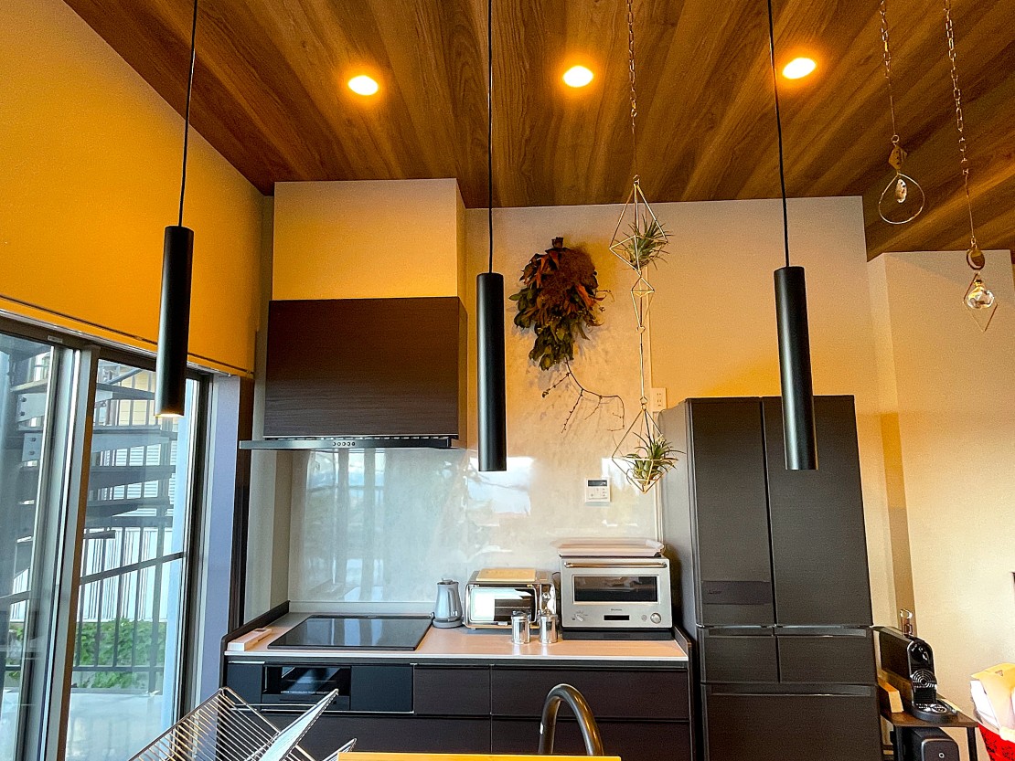 熱海のデザイナーズヴィラ　蒼 -ATAMI VILLA-｜静岡県・熱海｜キッチン