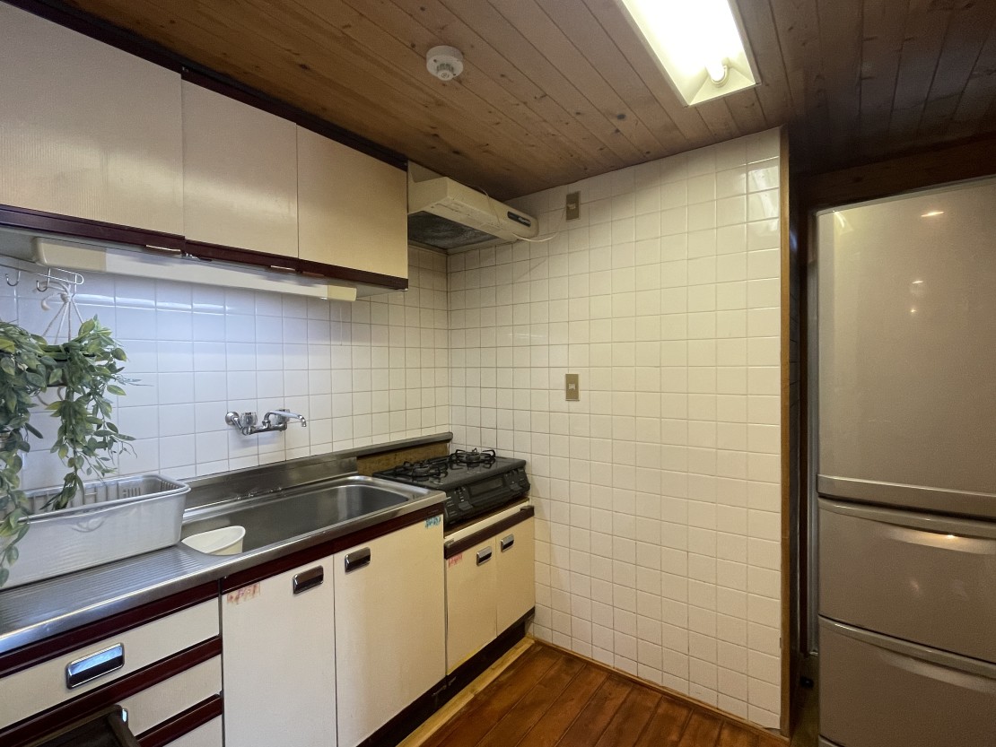 絶景コテージ　マリンテラス熱海｜静岡県・熱海｜ダブルキッチン1F