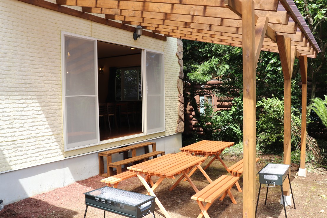 貸別荘ONE｜静岡県・伊豆高原｜BBQ場※屋根付き