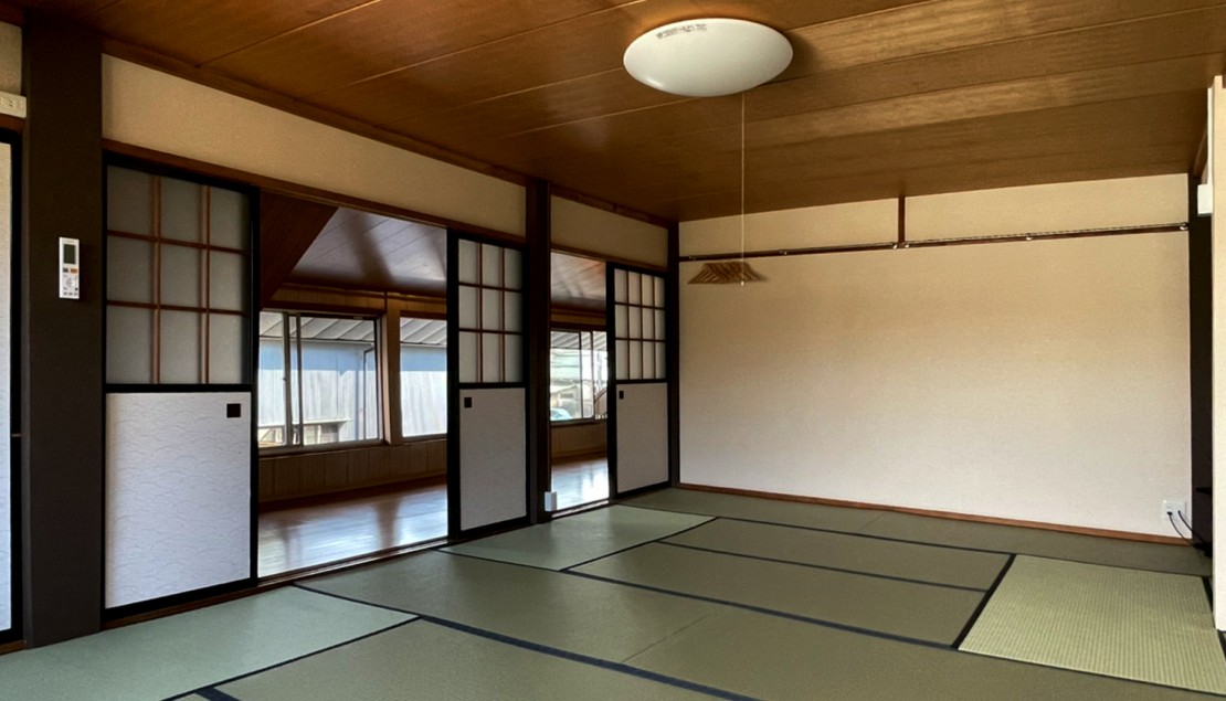 Office＆cottage 丸久｜山梨県・山中湖・忍野｜大部屋