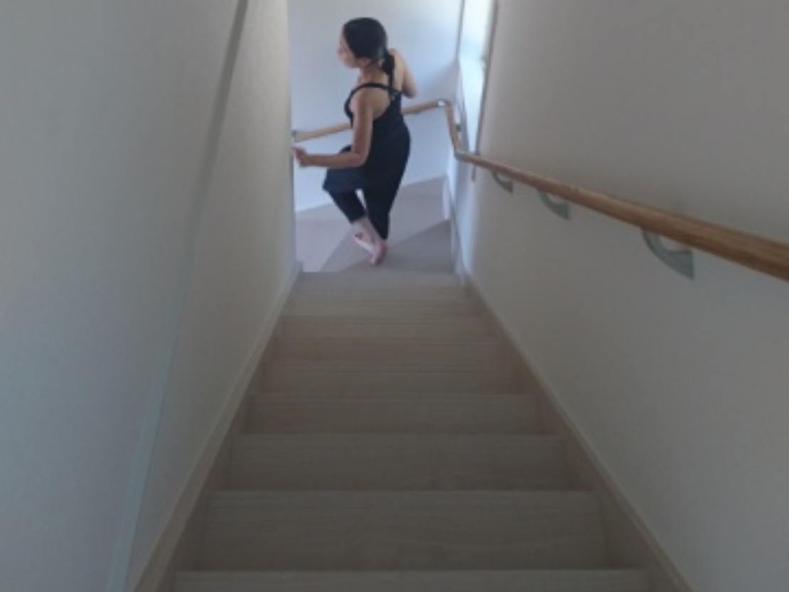 ロッジBu-chi（ロッジブーチ）｜千葉県・館山・南房総｜内階段で行き来でき、仕切りドアをありますので使い方色々。