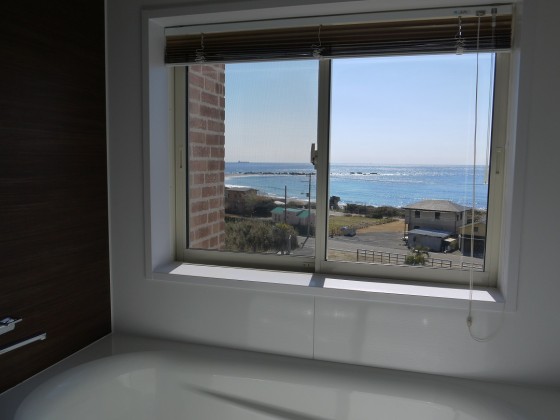 千葉県 館山・南房総の貸別荘・コテージ｜ロッジBu-chi（ロッジブーチ）：バス・トイレ