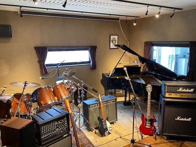 那須サウンドヴィラ｜栃木県・那須・板室｜楽器のある防音スタジオで楽しい演奏会