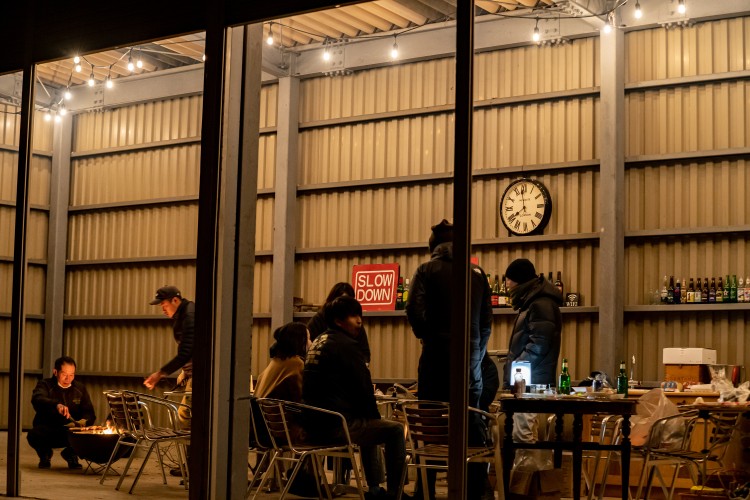 山梨県 八ヶ岳・清里・小淵沢・大泉のコテージ｜TETBURY COTTAGEの写真：全天候型BBQガレージ