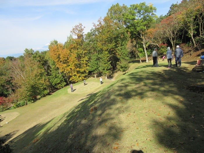 癒しの森スターヒルズ　スタンダードログハウス｜静岡県・中伊豆｜広大な敷地内に無料で使えるパターゴルフ場あり