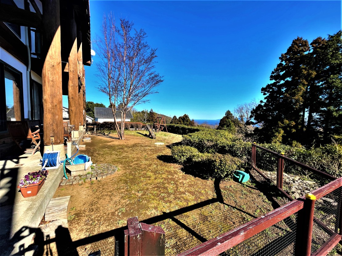 エイトワン伊豆高原｜静岡県・伊豆高原｜ドックラン※小型犬におススメ