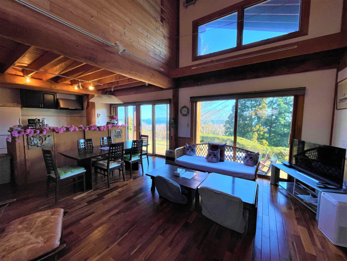 エイトワン伊豆高原｜静岡県・伊豆高原｜海を望み非日常を体験