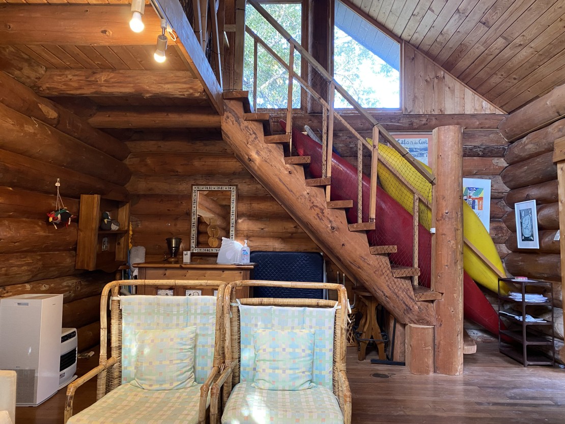 BACK YARD FOX　(バックヤードフォックス）｜静岡県・伊豆高原｜リビング