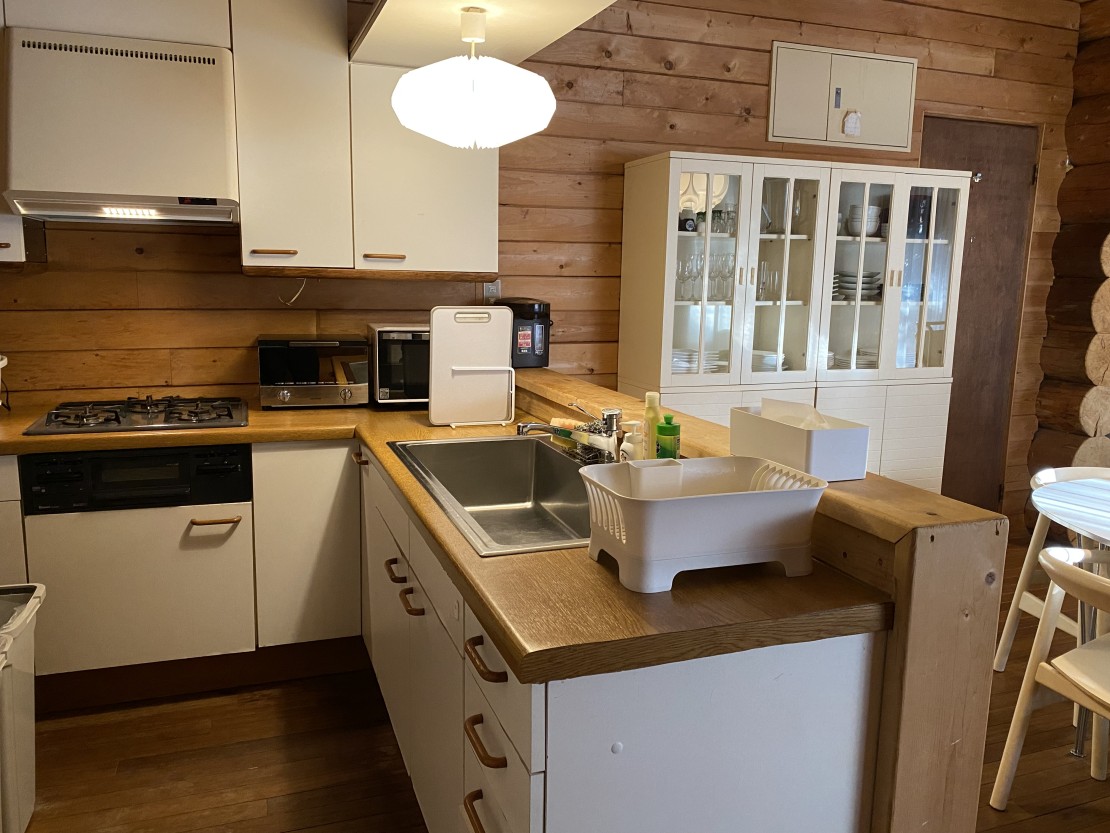 BACK YARD FOX　(バックヤードフォックス）｜静岡県・伊豆高原｜キッチン