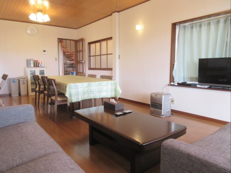 熱海眺望亭｜静岡県・熱海｜リビングダイニング