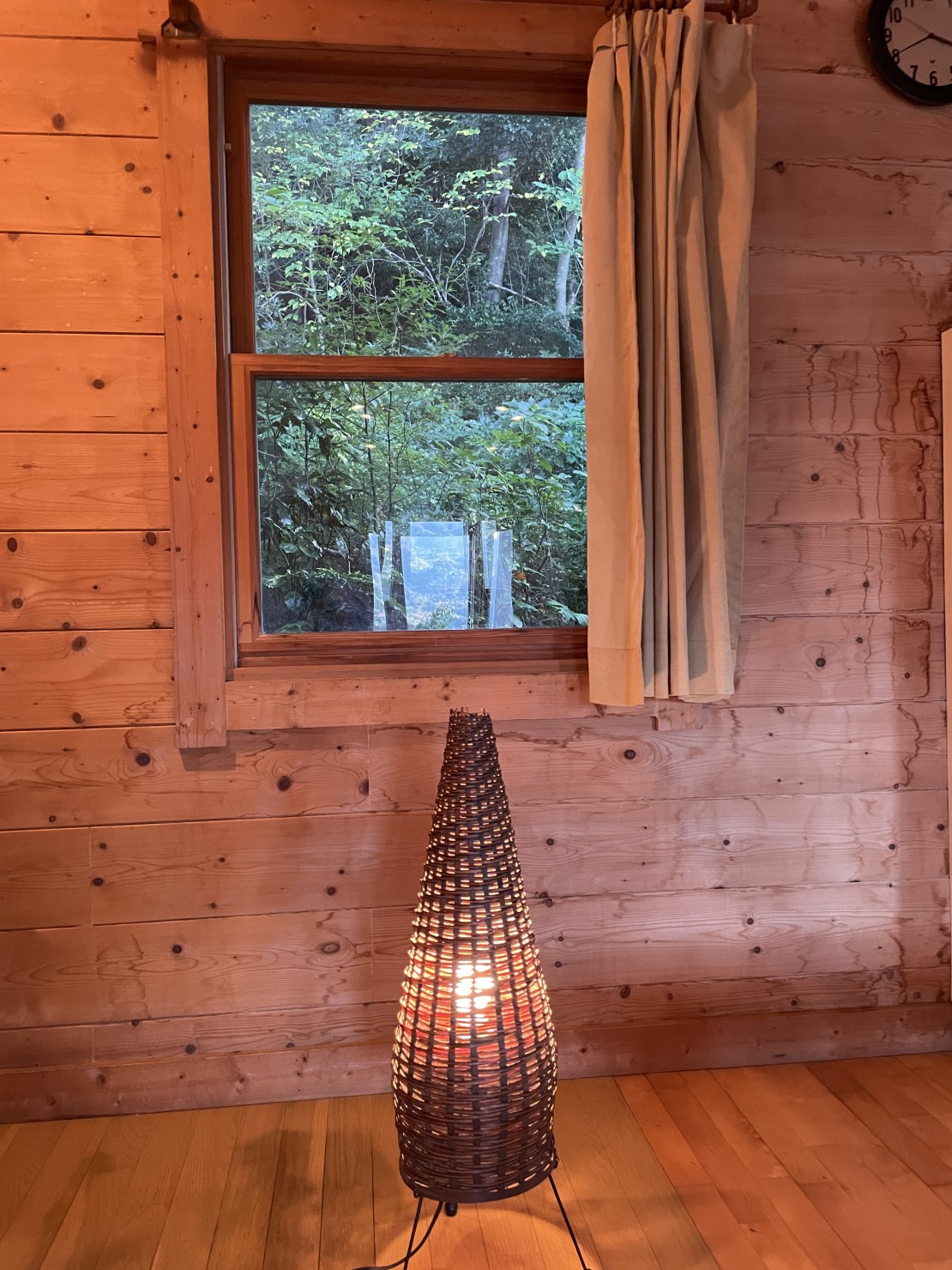 オーシャンビューログハウス　ハートウッド熱海邸｜静岡県・熱海｜自然の中に滞在