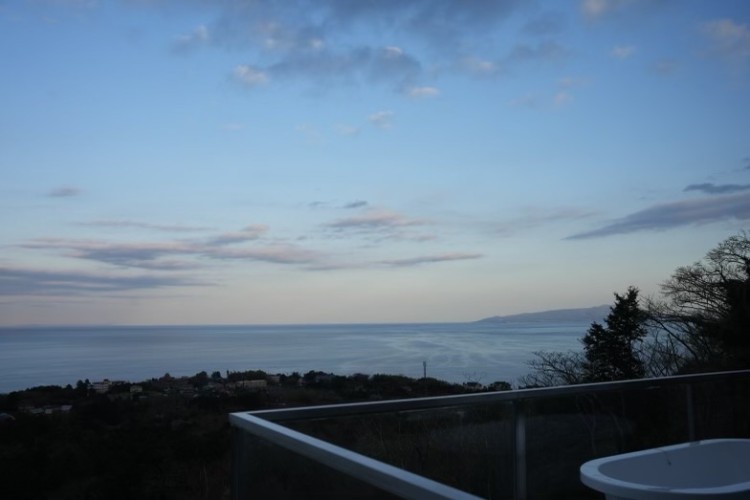 静岡県 伊豆高原のコテージ｜IZU Rising Sun　（伊豆ライジングサン）の写真：スパ