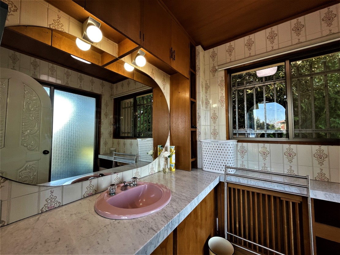 ヴィラ・エーゲ｜静岡県・熱海｜パウダールーム（ドライヤー、ヘアアイロン付）