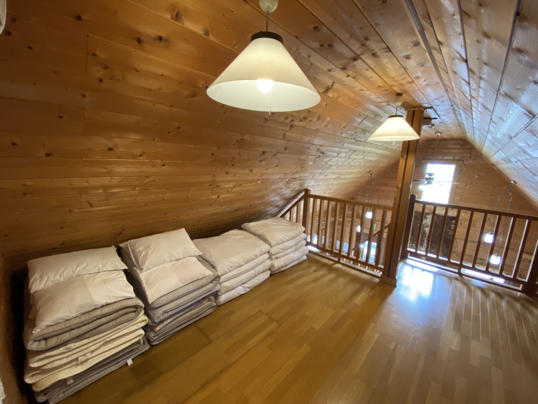 ログハウス　フリージアⅡ｜静岡県・東伊豆｜2階洋室