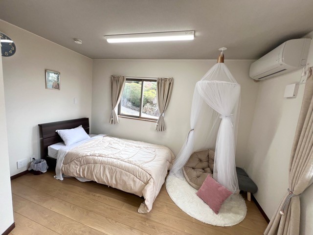 サウナ付プライベートヴィラ！！　グラッチェ伊豆｜静岡県・伊豆高原｜ベッドルーム