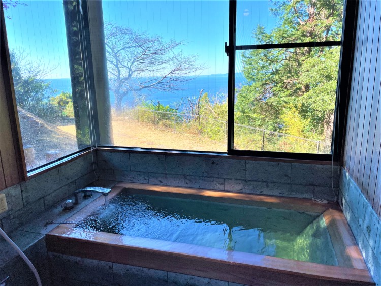 静岡県 西伊豆のコテージ｜SAVANAQ【3879】の写真：SPA　OceanView