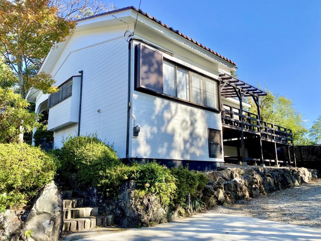 伊豆フィールドワンHG｜静岡県・伊豆高原｜駐車場は約4台※大きさによります