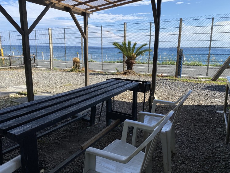 静岡県 東伊豆のコテージ｜伊豆ショコラハウスの写真：BBQ場＆ドックラン