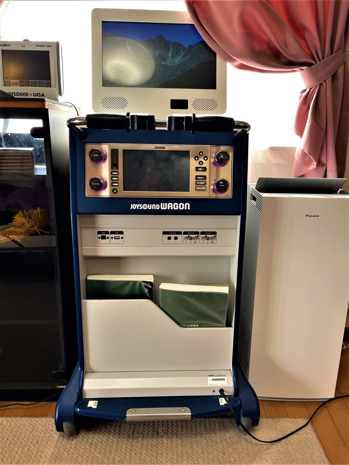 伊豆ショコラハウス｜静岡県・東伊豆｜通信カラオケは約11万曲