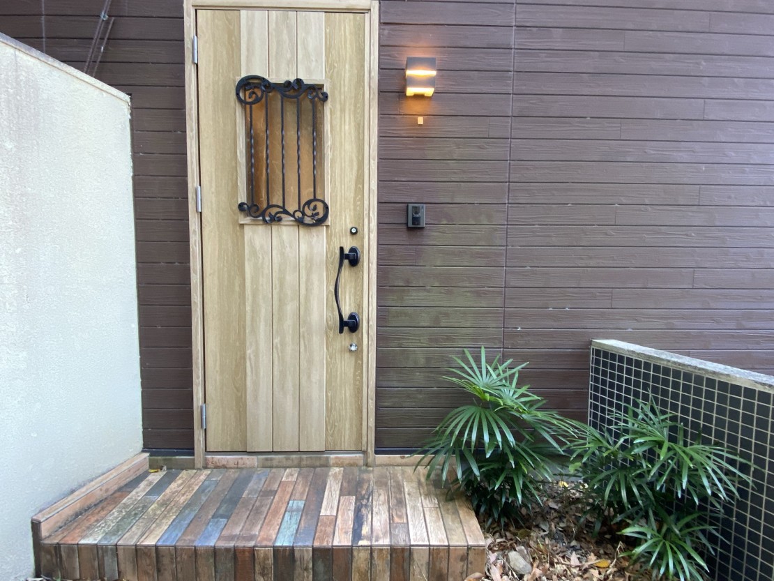 IZU SURF 33｜静岡県・熱海｜エントランス