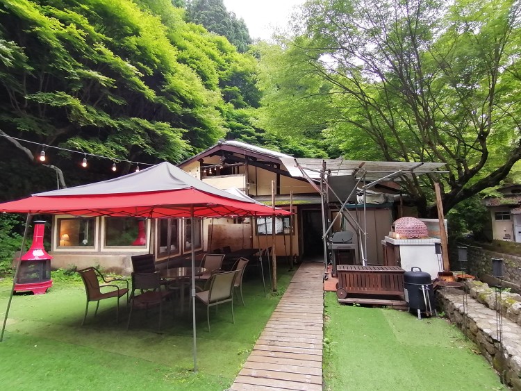 京都府 祇園・東山・北白川周辺のグランピング｜ZAC山荘（★日帰り限定）の写真：BBQを庭で貸切
