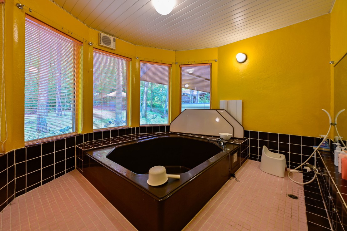 レンタルBESSOU2nd｜群馬県・北軽井沢・嬬恋・万座｜大きな家族風呂