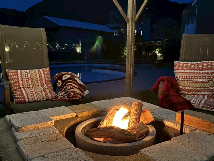 千葉県 館山・南房総のコテージ｜VILLA HALFMOON　【4LDK2棟/2LDK4棟】の写真：春の焚き火体験「シーザ・シー」