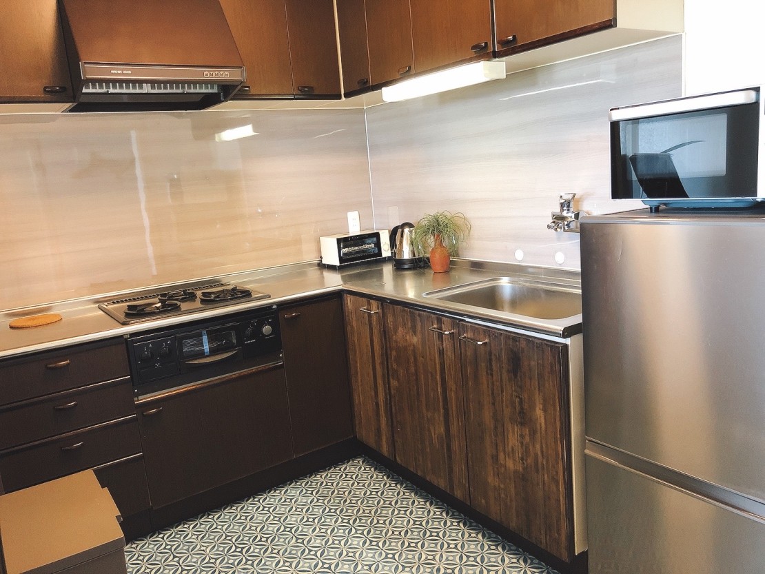 VILLA HALFMOON　【4LDK2棟/2LDK4棟】｜千葉県・館山・南房総｜全室フルキッチン付き
別荘のように過ごせます。