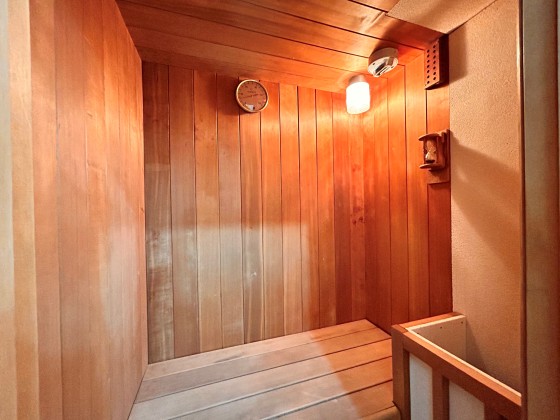 千葉県 館山・南房総の貸別荘・コテージ｜VILLA HALFMOON　【4LDK2棟/2LDK4棟】：サウナ