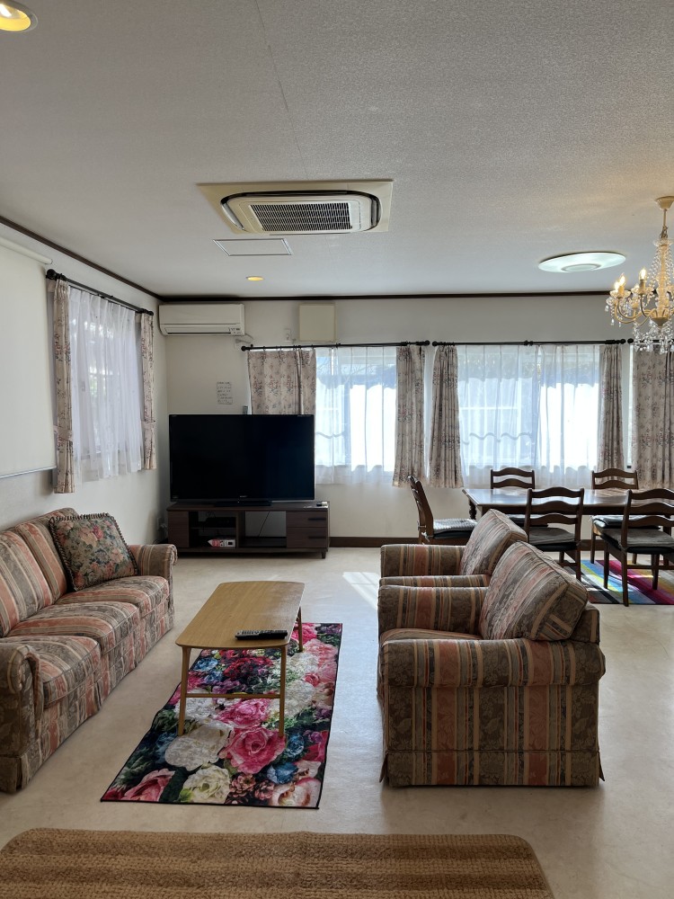 千葉県 九十九里・銚子のコテージ｜憩いの家　ふらっとin九十九里浜　本館の写真：大型テレビ60インチ