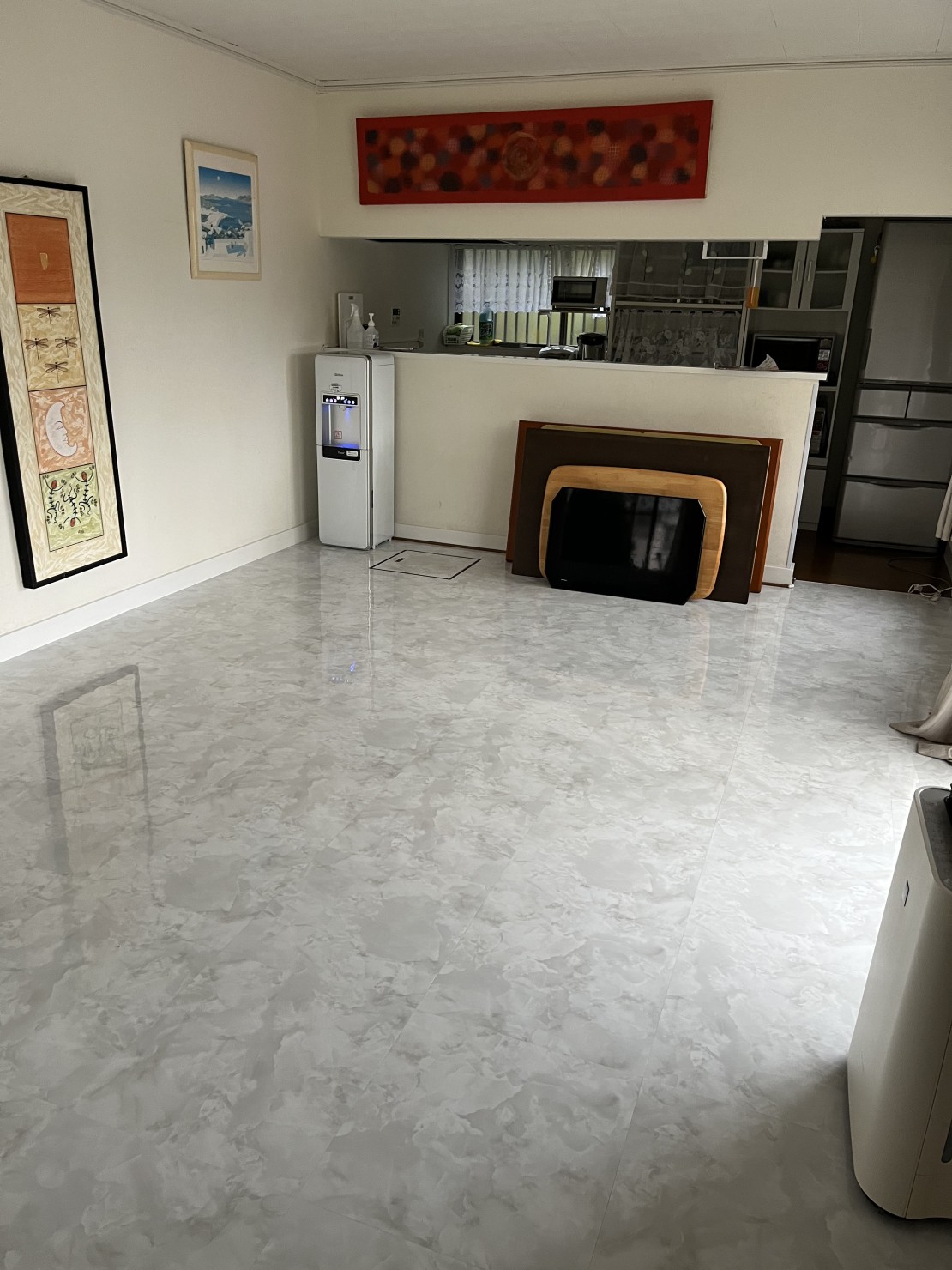 憩いの家　ふらっと別館バーベキュー in Annex｜千葉県・九十九里・銚子｜フローリングの床を大理石調にリフォームして頂き綺麗になりました！