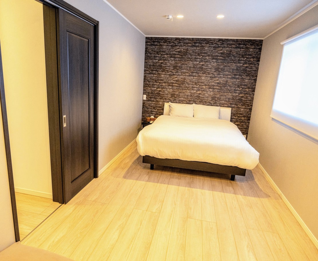 BASK HOTA｜千葉県・木更津・君津・富津｜ベッドルーム
クイーンベッド1台