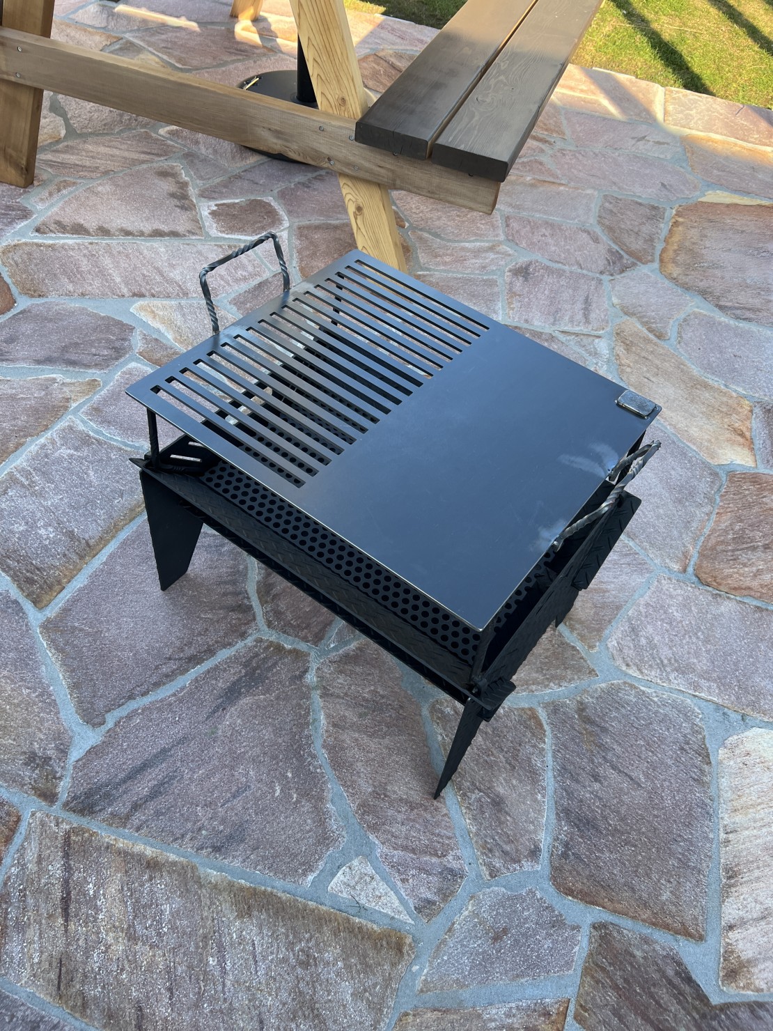 BASE 1901｜千葉県・木更津・君津・富津｜焚き火台(有料オプション)