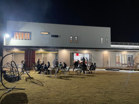 静岡県 磐田・袋井・掛川の貸別荘・コテージ｜カネトヨベース：屋根付きBBQ