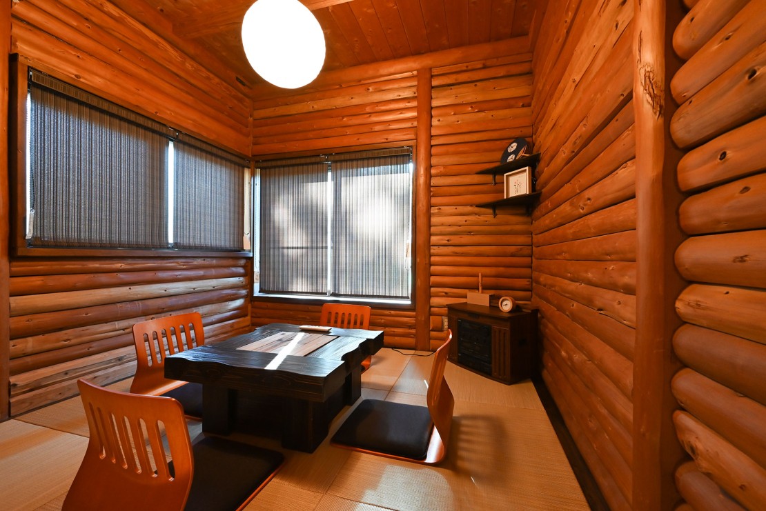 愛犬と泊まれるログハウス/自家焙煎珈琲 南房総maru｜千葉県・館山・南房総｜ゆっくりお過ごし頂ける居酒屋風和室