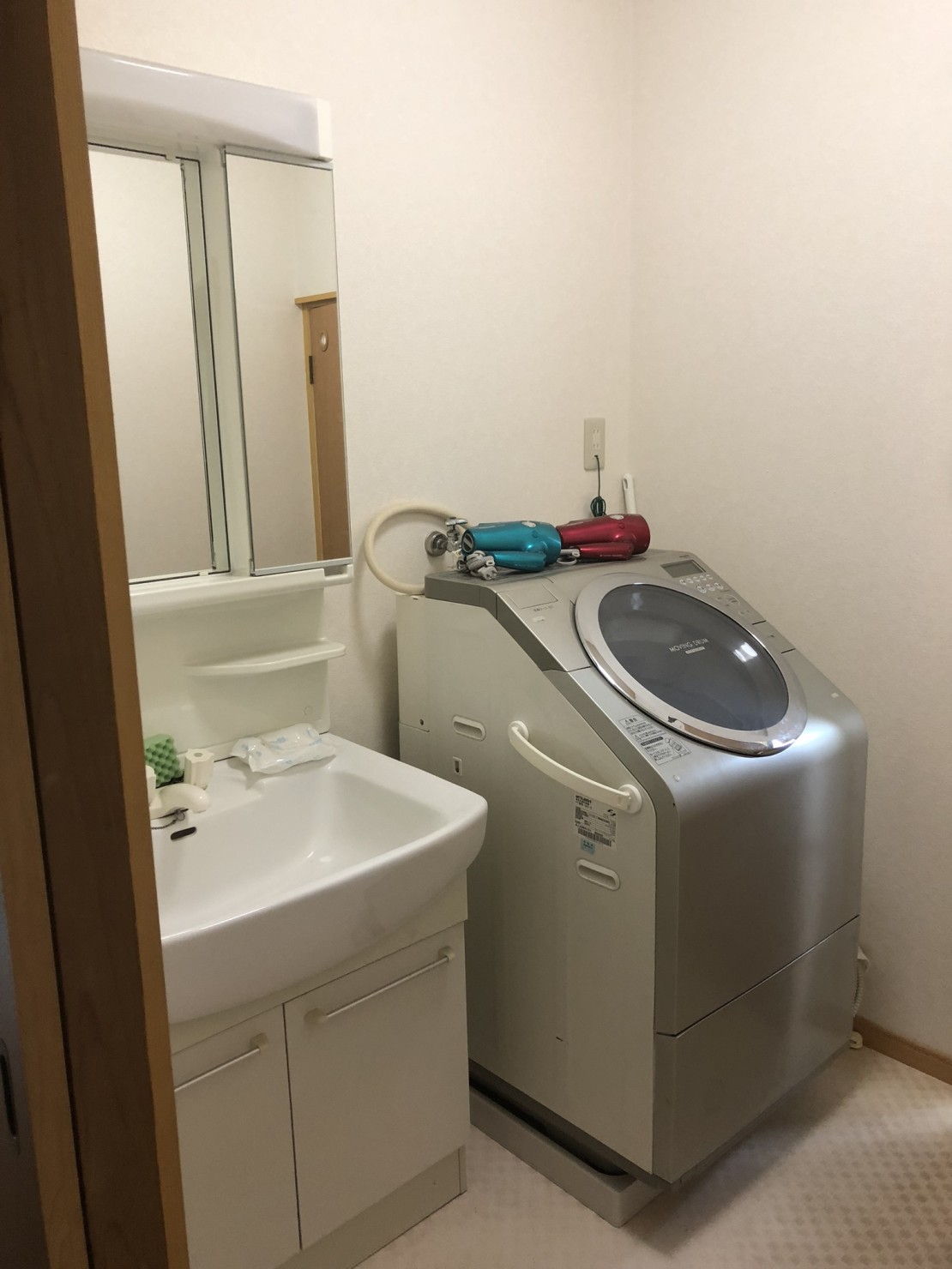 憩いの家ふらっと別館和風なコテージ古民家hoo！｜千葉県・九十九里・銚子｜ドラム式洗濯機＆洗面所
洗剤の用意有りです♪