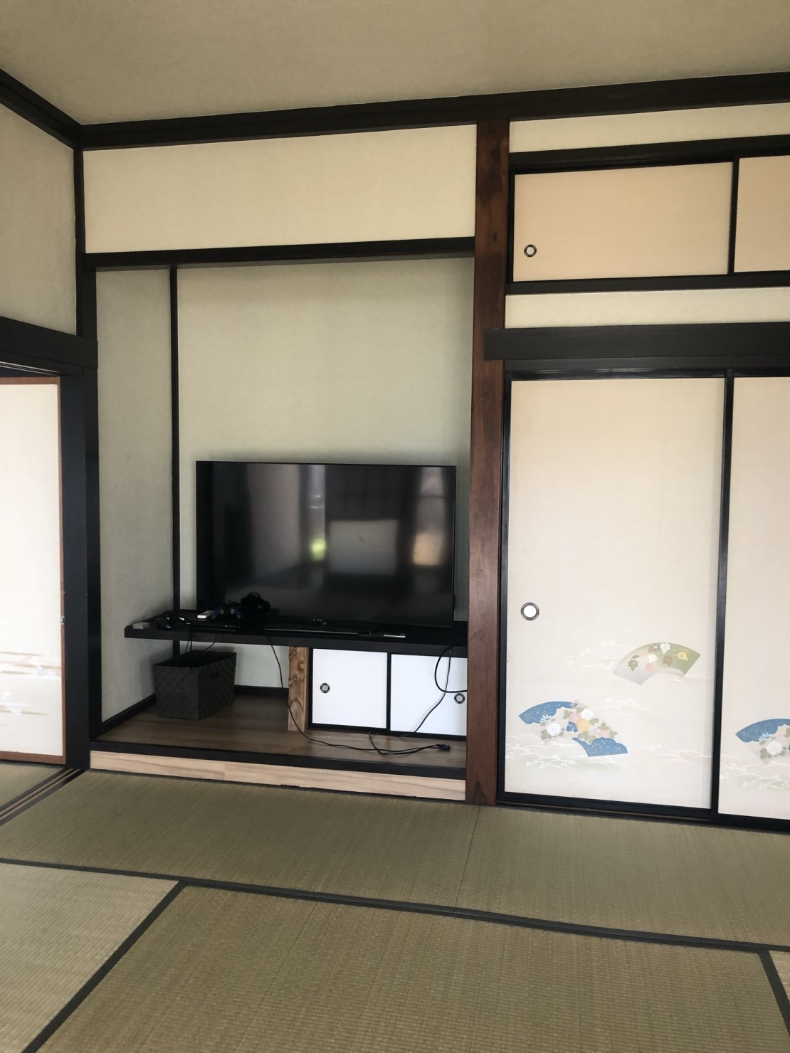 憩いの家ふらっと別館和風なコテージ古民家hoo！｜千葉県・九十九里・銚子｜65インチ大型テレビ入ってます