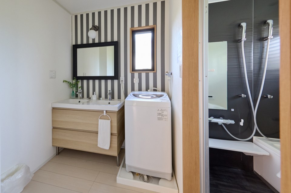THE Air一宮　-North-　北棟｜千葉県・九十九里・銚子｜洗濯機、洗濯洗剤も設置してあります。ご自由にご利用いただけます。