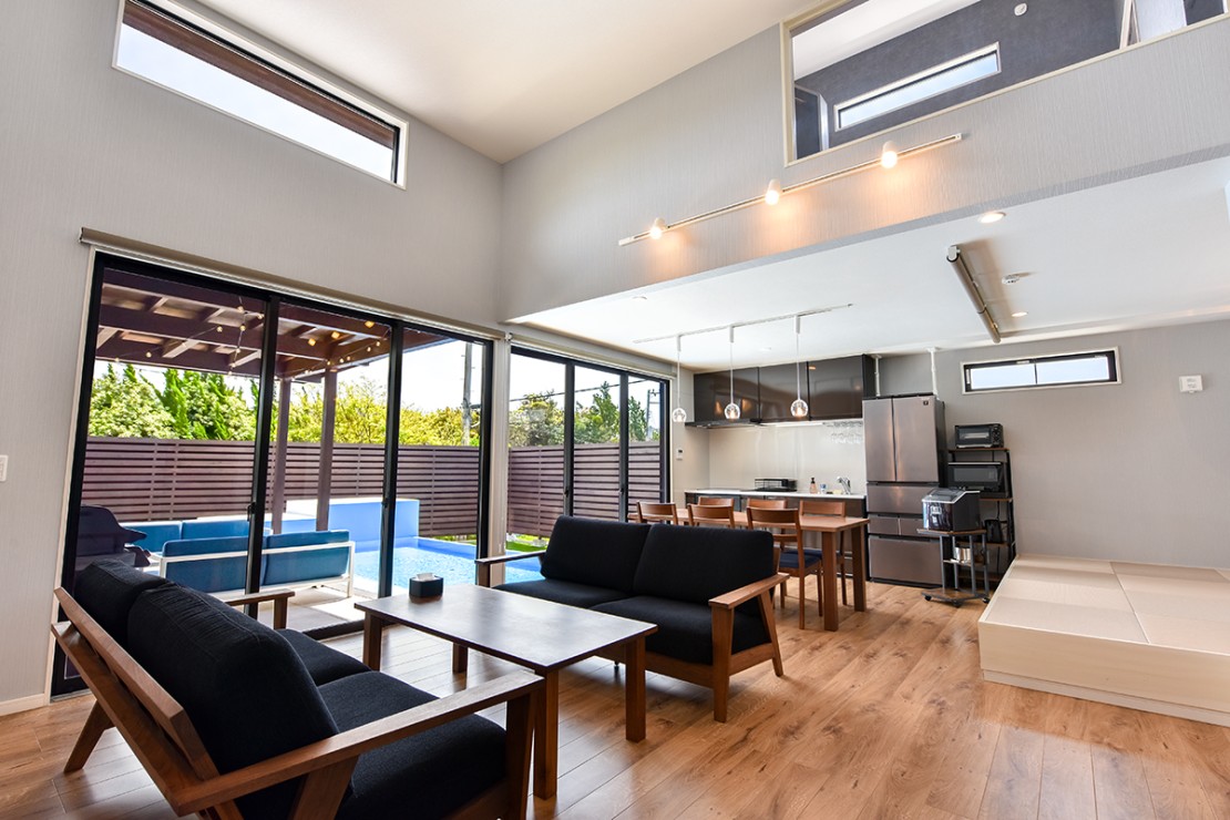Retreat Villa Aym（リトリート ヴィラ エイム）｜千葉県・館山・南房総｜リビング