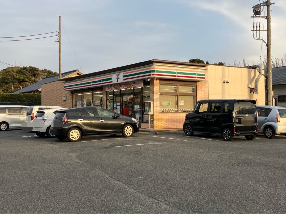 千葉県 館山・南房総の貸別荘・コテージ｜Retreat Villa Aym（リトリート ヴィラ エイム）：コンビニ