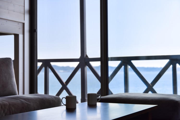 千葉県 館山・南房総のコテージ｜Ocean Front Reship（オーシャン フロント リーシップ）の写真：リビング