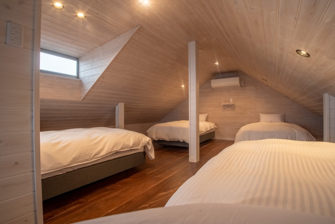 Ocean Front Reship（オーシャン フロント リーシップ）｜千葉県・館山・南房総｜ロフト
シングルベッド４台