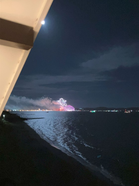 千葉県 館山・南房総の貸別荘・コテージ｜Ocean Front Reship（オーシャン フロント リーシップ）：花火大会