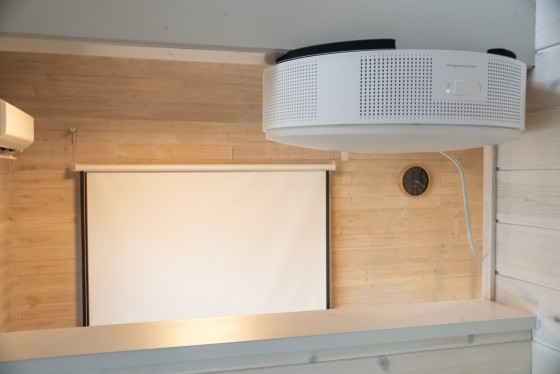 千葉県 館山・南房総の貸別荘・コテージ｜Ocean Front Reship（オーシャン フロント リーシップ）：プロジェクター