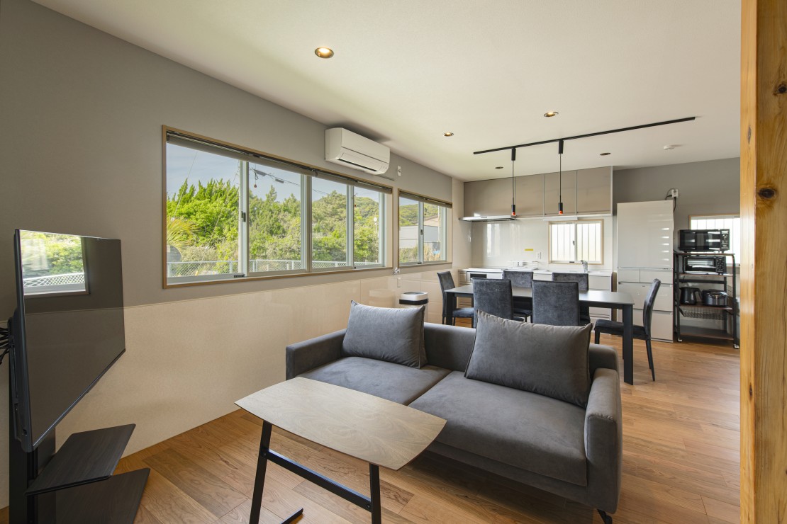 Dog Villa SAMPO（ドッグ ヴィラ サンポ）｜千葉県・館山・南房総｜リビングダイニング